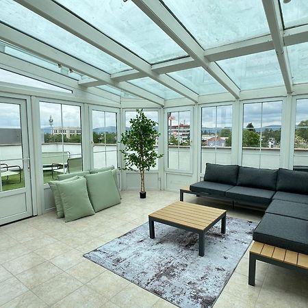 220 Qm Penthouse Wohnung Mit Fahrstuhl - Ohne Spa マンハイム エクステリア 写真