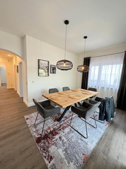 220 Qm Penthouse Wohnung Mit Fahrstuhl - Ohne Spa マンハイム エクステリア 写真
