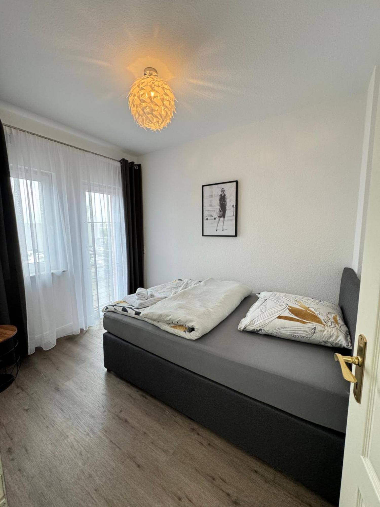 220 Qm Penthouse Wohnung Mit Fahrstuhl - Ohne Spa マンハイム エクステリア 写真